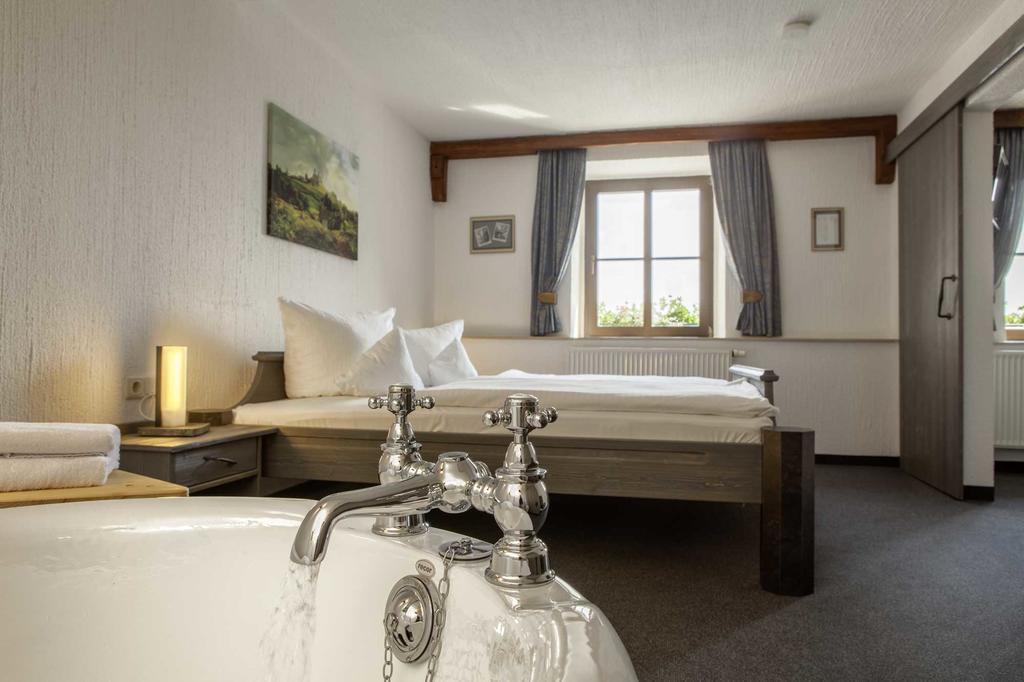 Burghotel 施托尔彭 外观 照片