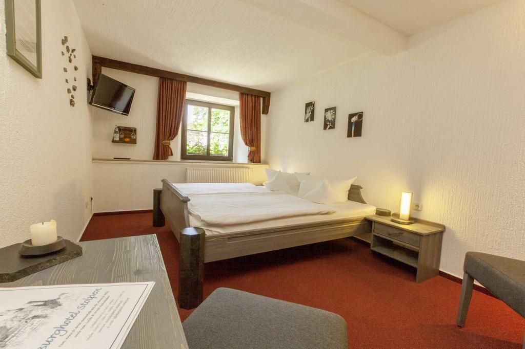 Burghotel 施托尔彭 外观 照片